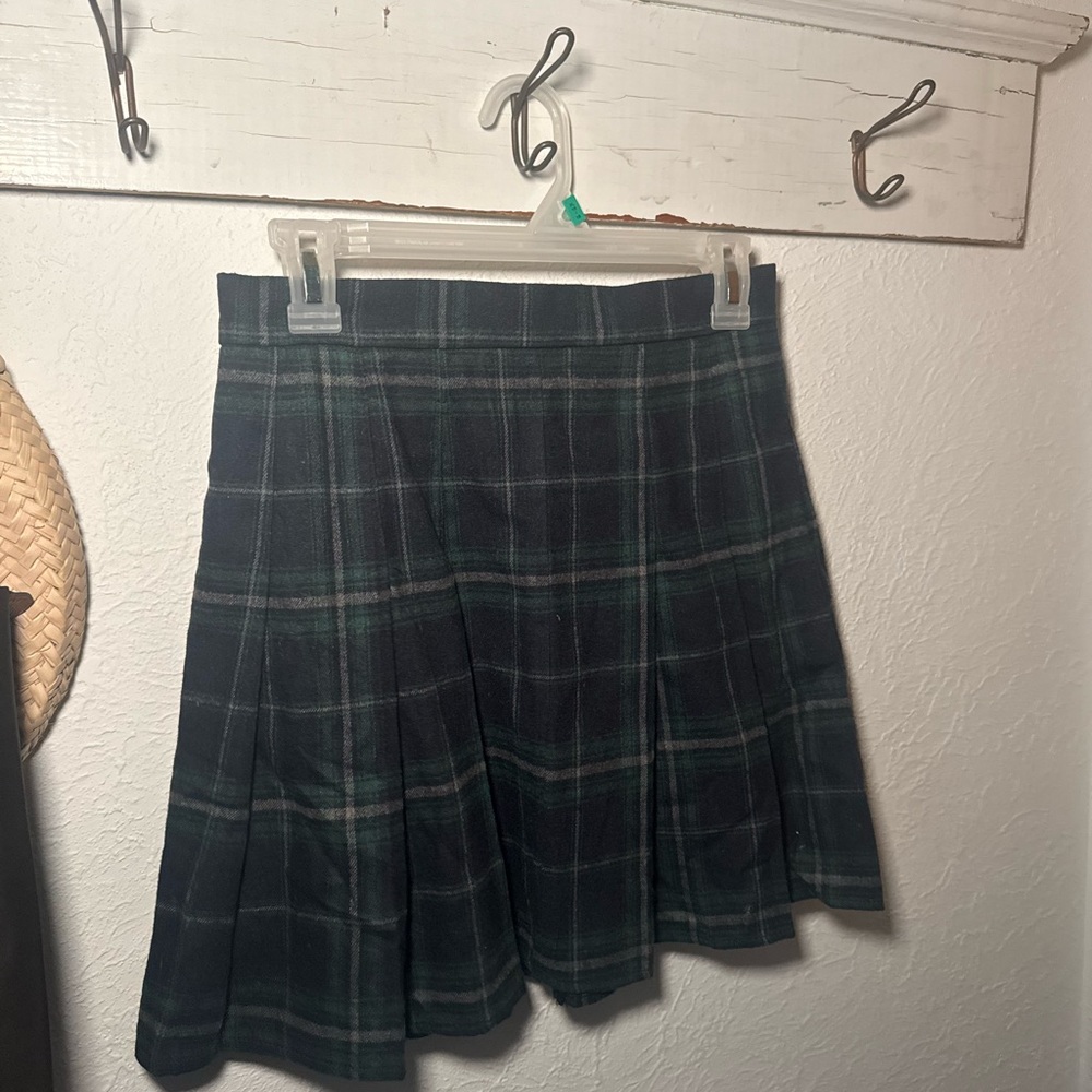 Classic Pleated Plaid Skirt - Dark Green